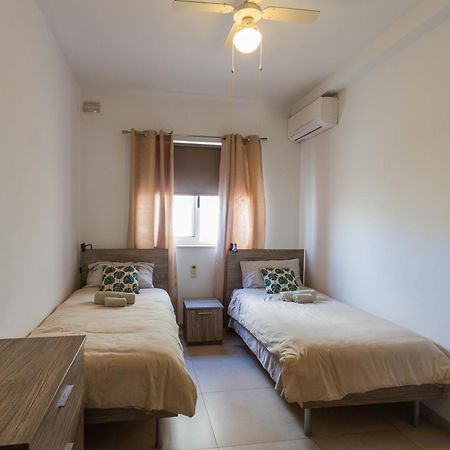 Modern & Central 2 Bedroom & 2 Bathrooms Apartment Msida Extérieur photo