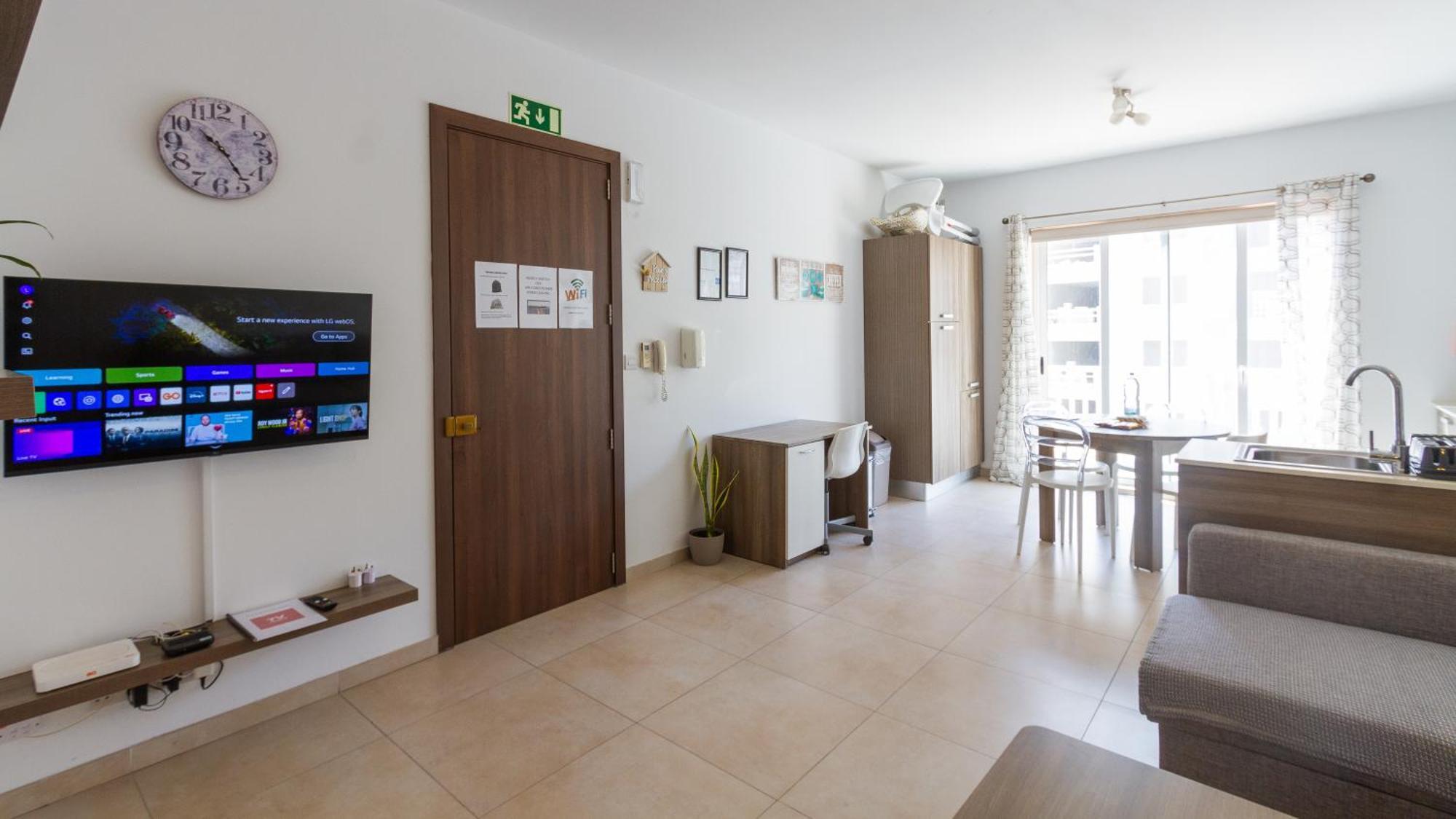 Modern & Central 2 Bedroom & 2 Bathrooms Apartment Msida Extérieur photo