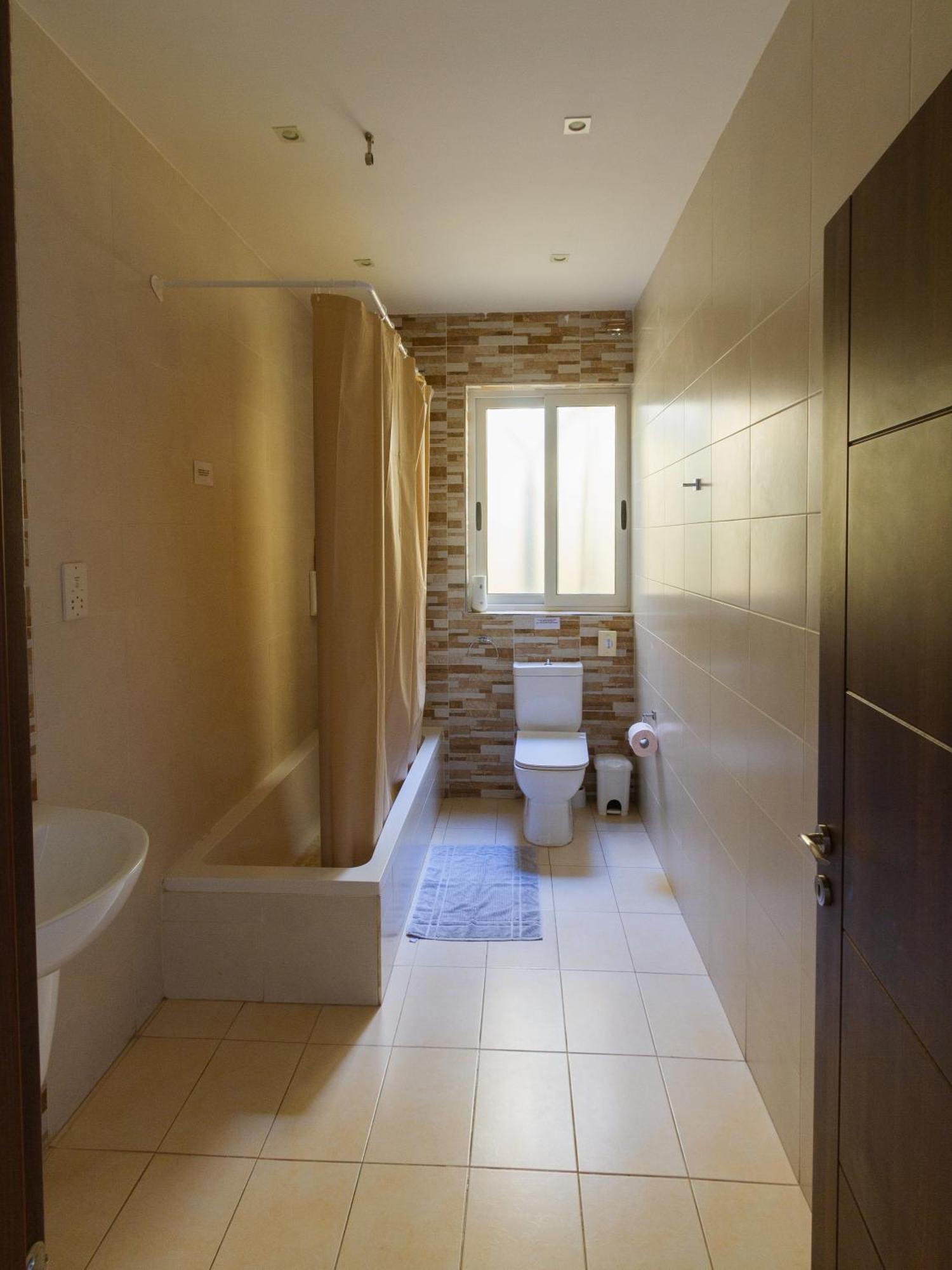 Modern & Central 2 Bedroom & 2 Bathrooms Apartment Msida Extérieur photo