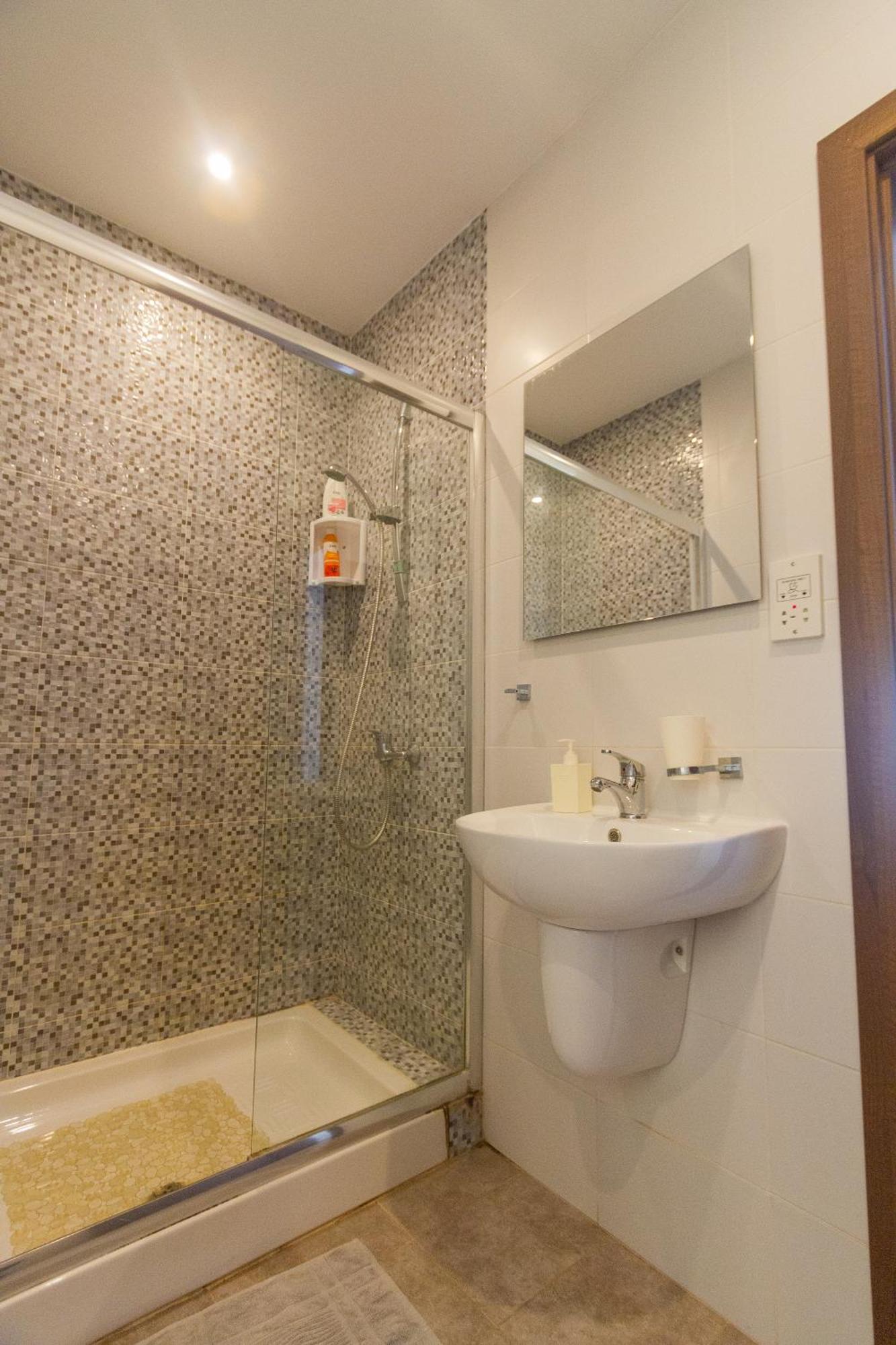 Modern & Central 2 Bedroom & 2 Bathrooms Apartment Msida Extérieur photo