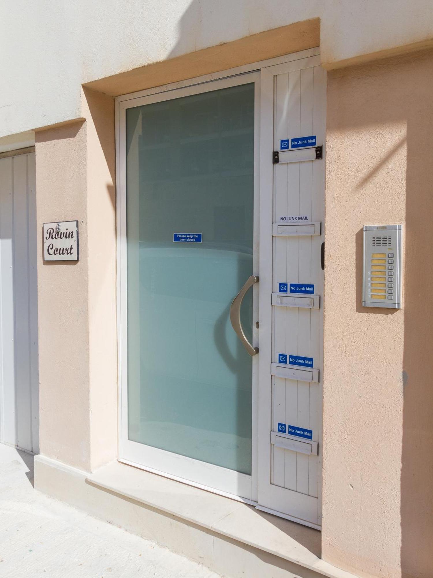 Modern & Central 2 Bedroom & 2 Bathrooms Apartment Msida Extérieur photo